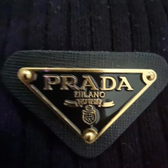 Prada Black and Gold Logo Detail Socks - Picture 2 of 4